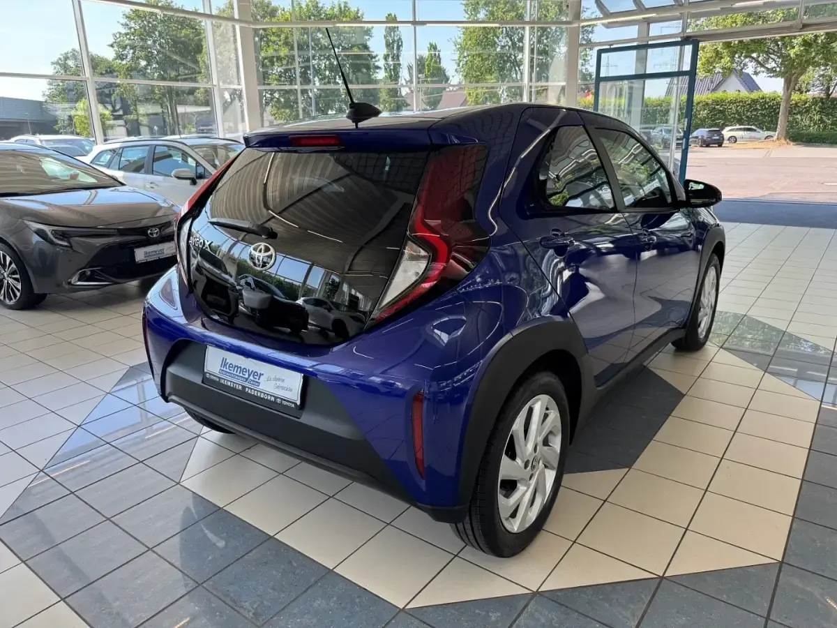 Gebraucht Toyota Aygo X 72 PS (52 kW) 2025 Blau SUV