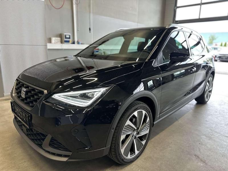 Schwarz Gebraucht 2025 Seat Arona FR SUV | 22.500 € (Fairer Preis) - Bild 1/3