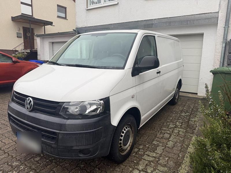 Gebraucht VW Transporter 102 PS (75 kW) 2014 Weiß Van