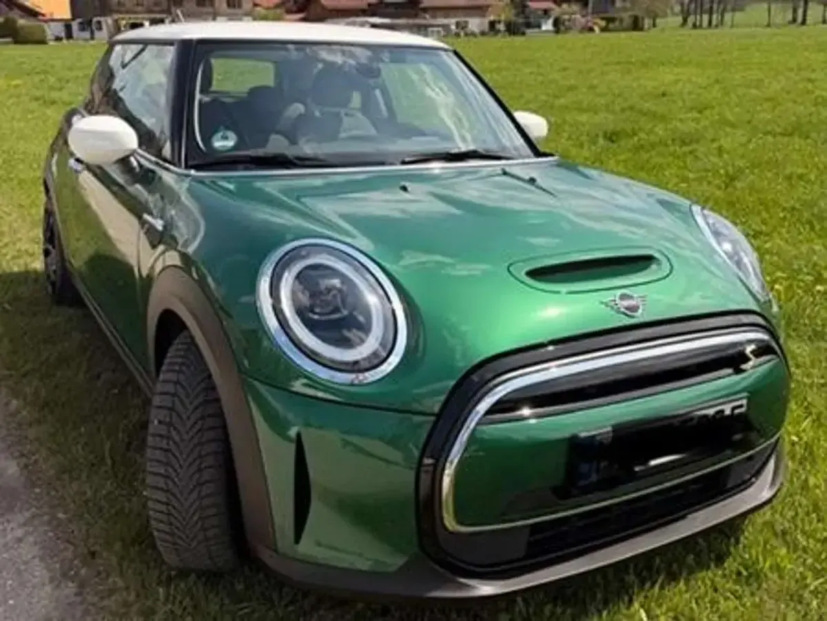 Gebraucht Mini Cooper SE Classic 135 kW (184 PS) 2022 Grün Kleinwagen