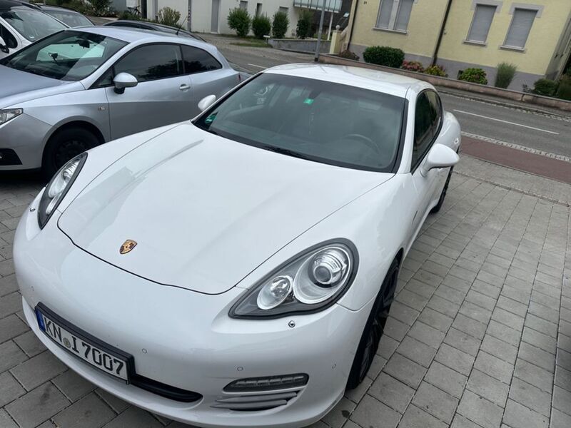 Gebraucht Porsche Panamera 4 299 PS (219 kW) 2012 Weiß Limousine