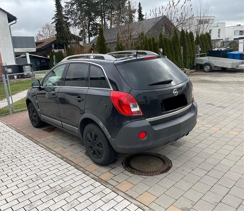 Gebraucht Opel Antara 163 PS (119 kW) 2013 Schwarz SUV