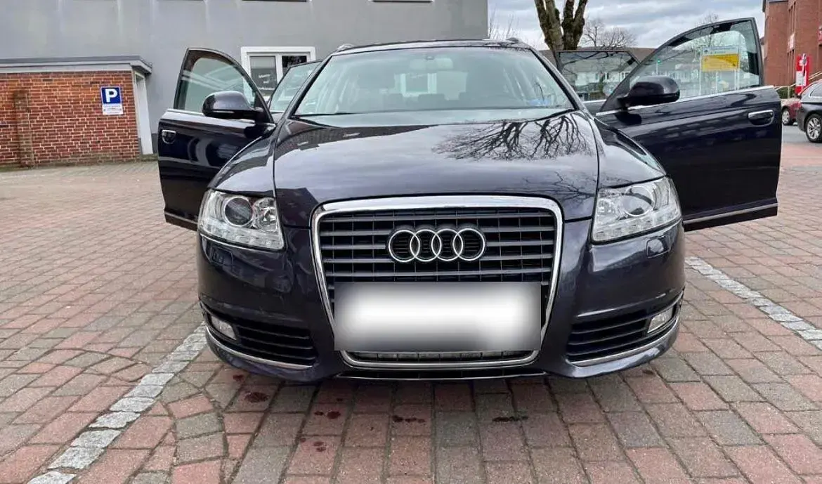 Gebraucht Audi A6 Ambiente 170 PS (125 kW) 2011 Grau Kombi
