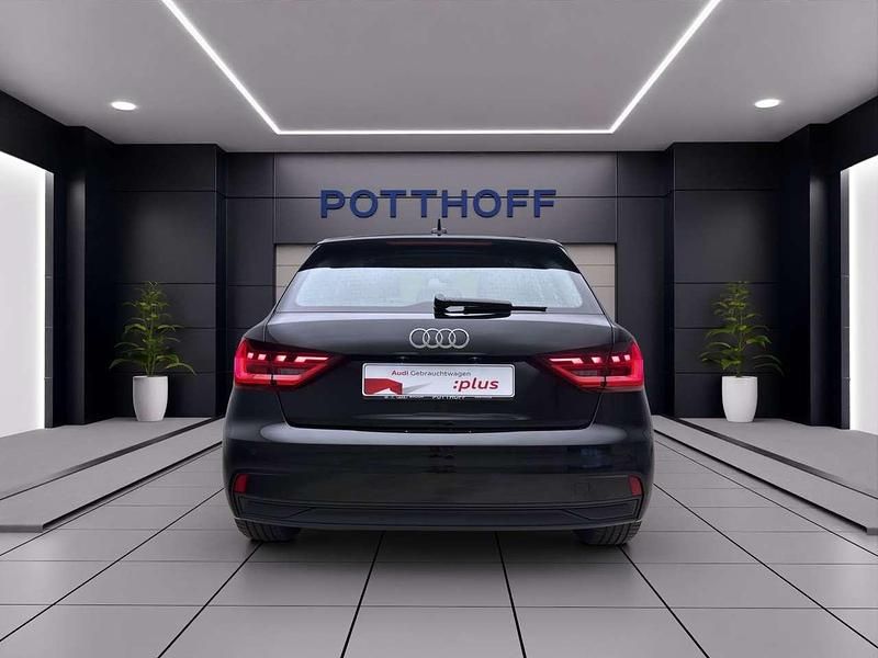 Gebraucht Audi A1 95 PS (69 kW) 2025 Mythosschwarz metallic SUV