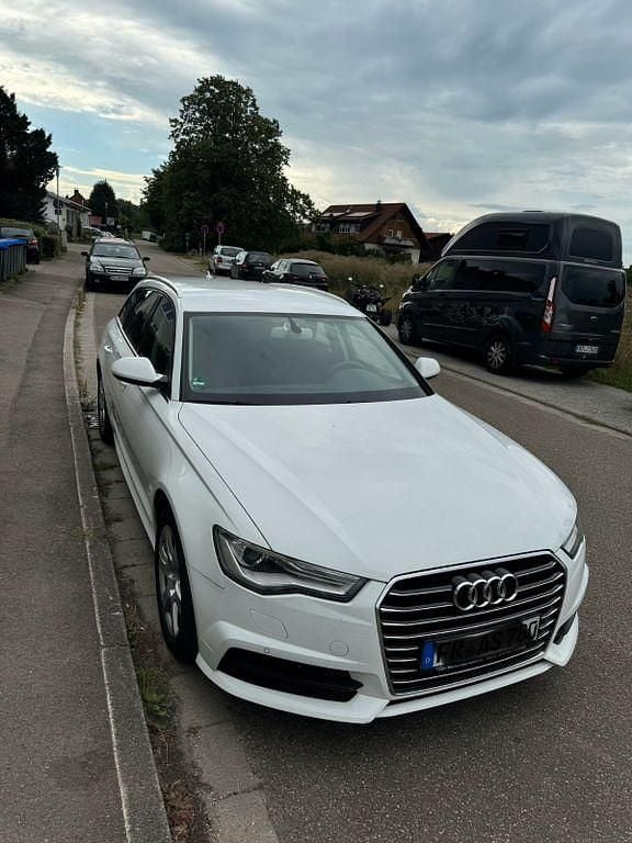 Weiß Gebraucht 2017 Audi A6 Kombi | 17.000 € (Fairer Preis) - Bild 1/4