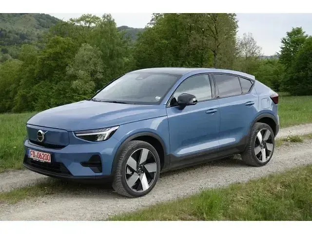 Gebraucht Volvo C40 Plus 169 kW (231 PS) 2023 Blau SUV