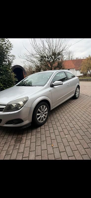 Gebraucht Opel Astra GTC 105 PS (77 kW) 2005 Silber Coupé