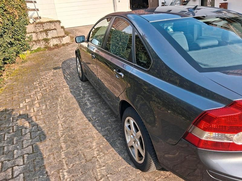 Gebraucht Volvo S40 103 PS (75 kW) 2005 Grau Limousine