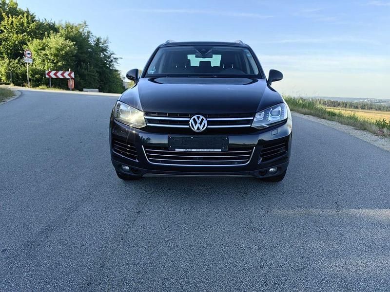 Schwarz Gebraucht 2012 VW Touareg SUV | 15.950 € (Superpreis) - Bild 1/4