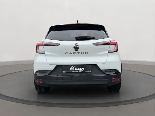 Gebraucht Renault Captur LE 158 PS (116 kW) 2025 Weiß SUV