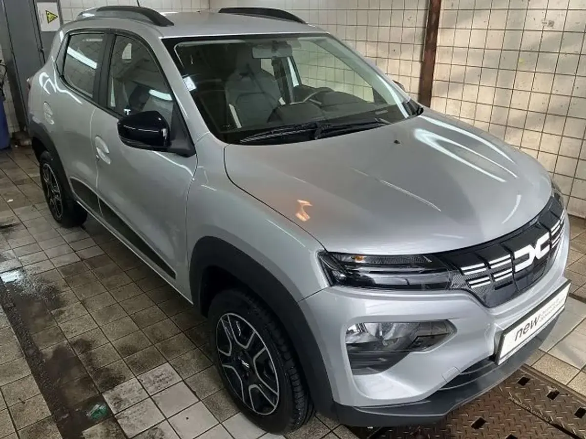 Gebraucht Dacia Spring Essentiel 33 kW (45 PS) 2023 Grau Kleinwagen