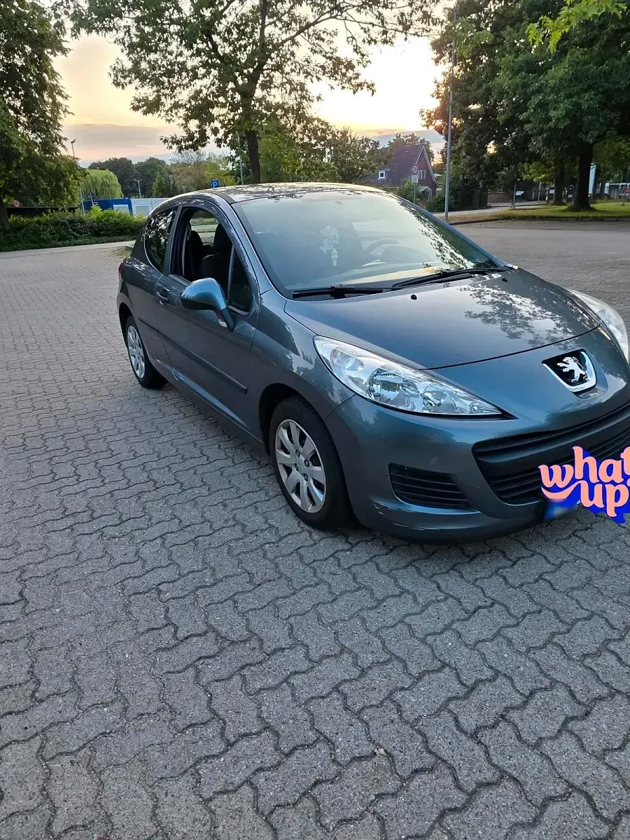 Gebraucht Peugeot 207 74 PS (54 kW) 2011 Andere farben Kleinwagen