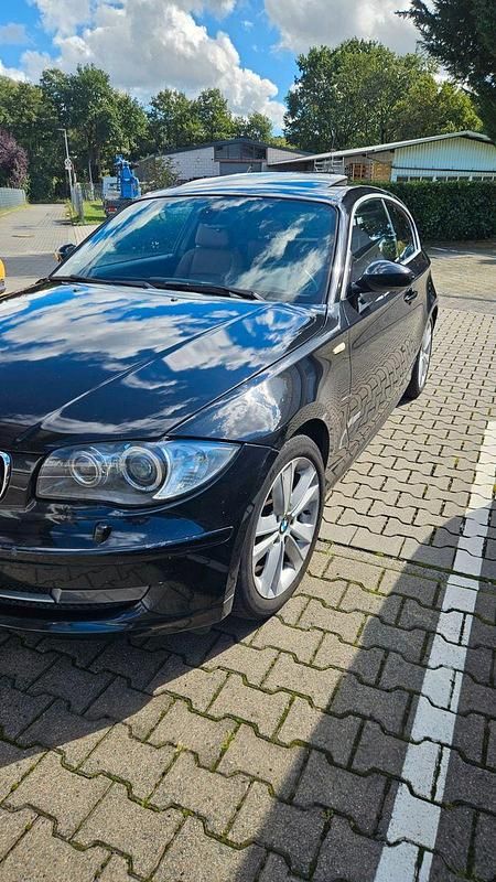 Schwarz Gebraucht 2008 BMW 118 Coupé Coupé | 3.000 € (Guter Preis) - Bild 1/4