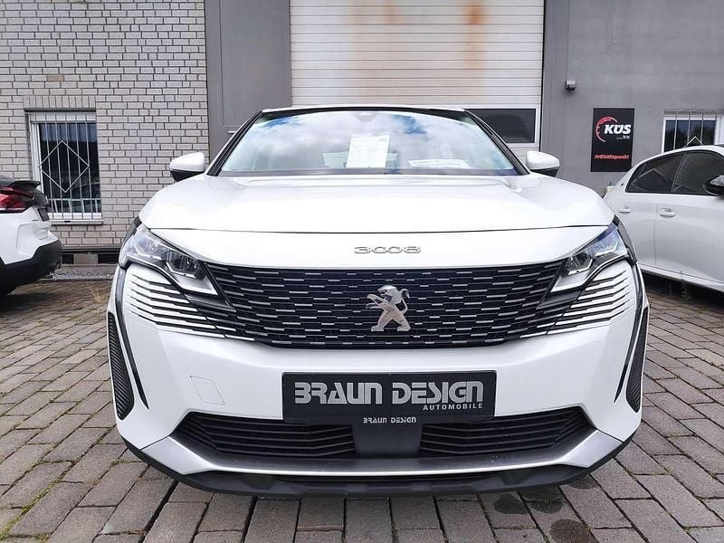 Lack weiss perlglänzend Gebraucht 2021 Peugeot 3008 Active SUV | 15.990 € (Guter Preis) - Bild 1/4