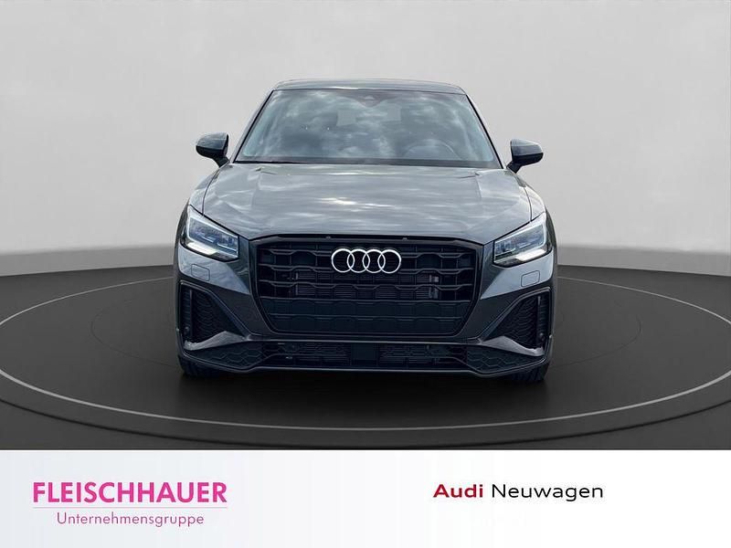 Nowe Audi Q2 Advanced Plus 150 KM (110 kW) 2026 Szary SUV