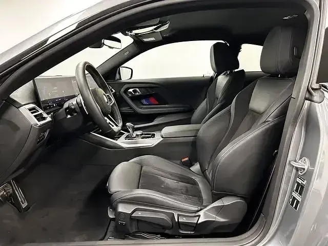Gebraucht BMW M2 Performance 480 PS (353 kW) 2025 Skyscraper grau Coupé