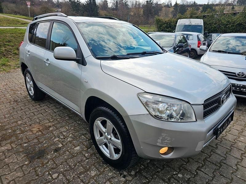 Gebraucht Toyota RAV4 152 PS (111 kW) 2007 Silber SUV