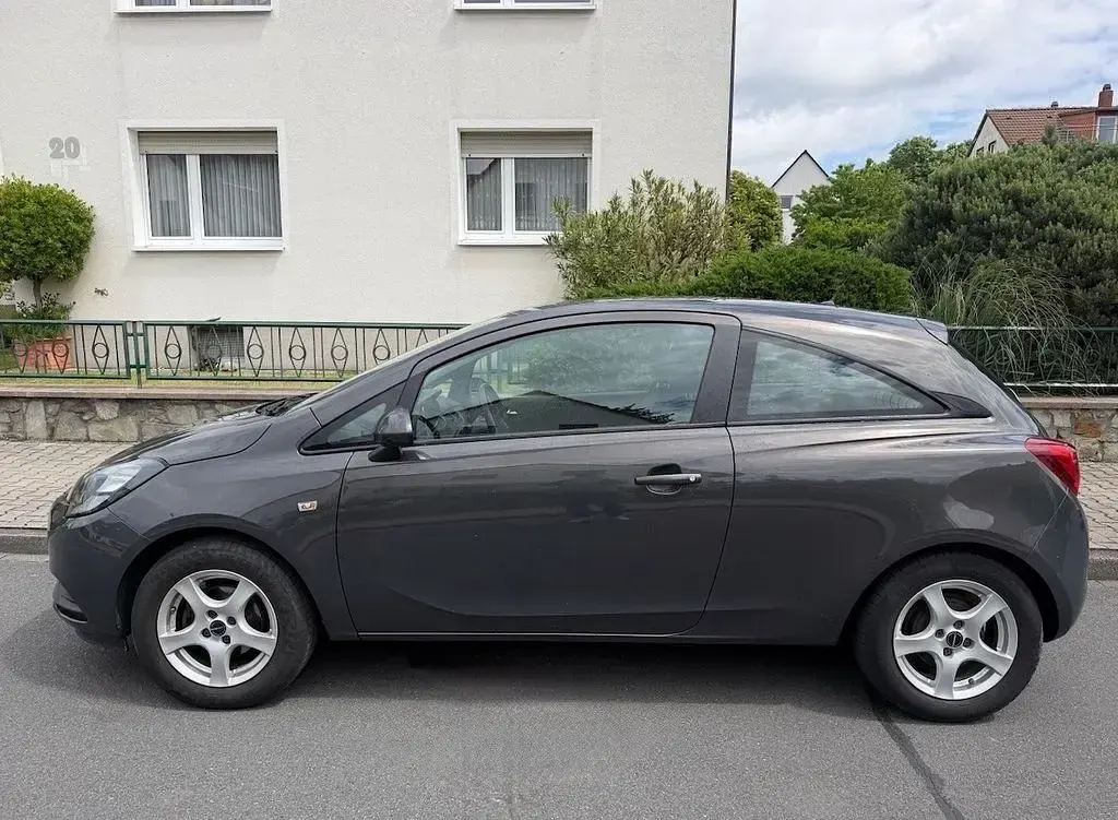 Usata Opel Corsa Innovation 90 CV (66 kW) 2016 Marrone Utilitaria