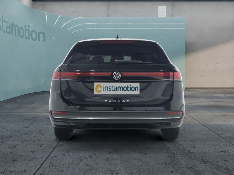Gebraucht VW Passat 150 PS (110 kW) 2025 Schwarz Van / Kleinbus