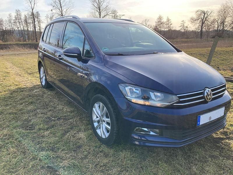 Gebraucht VW Touran 150 PS (110 kW) 2016 Blau Van / Kleinbus