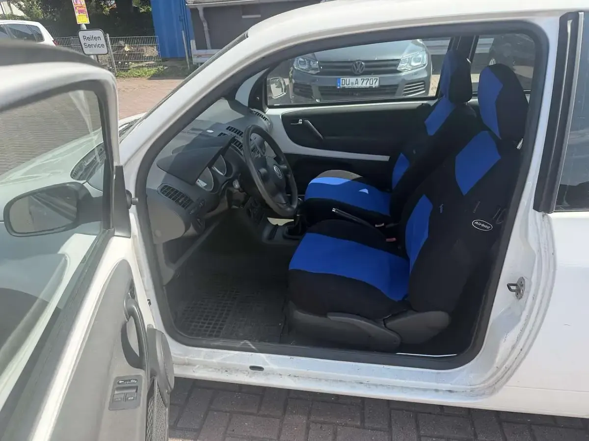 Gebraucht VW Lupo Trendline 75 PS (55 kW) 2003 Weiss Kleinwagen