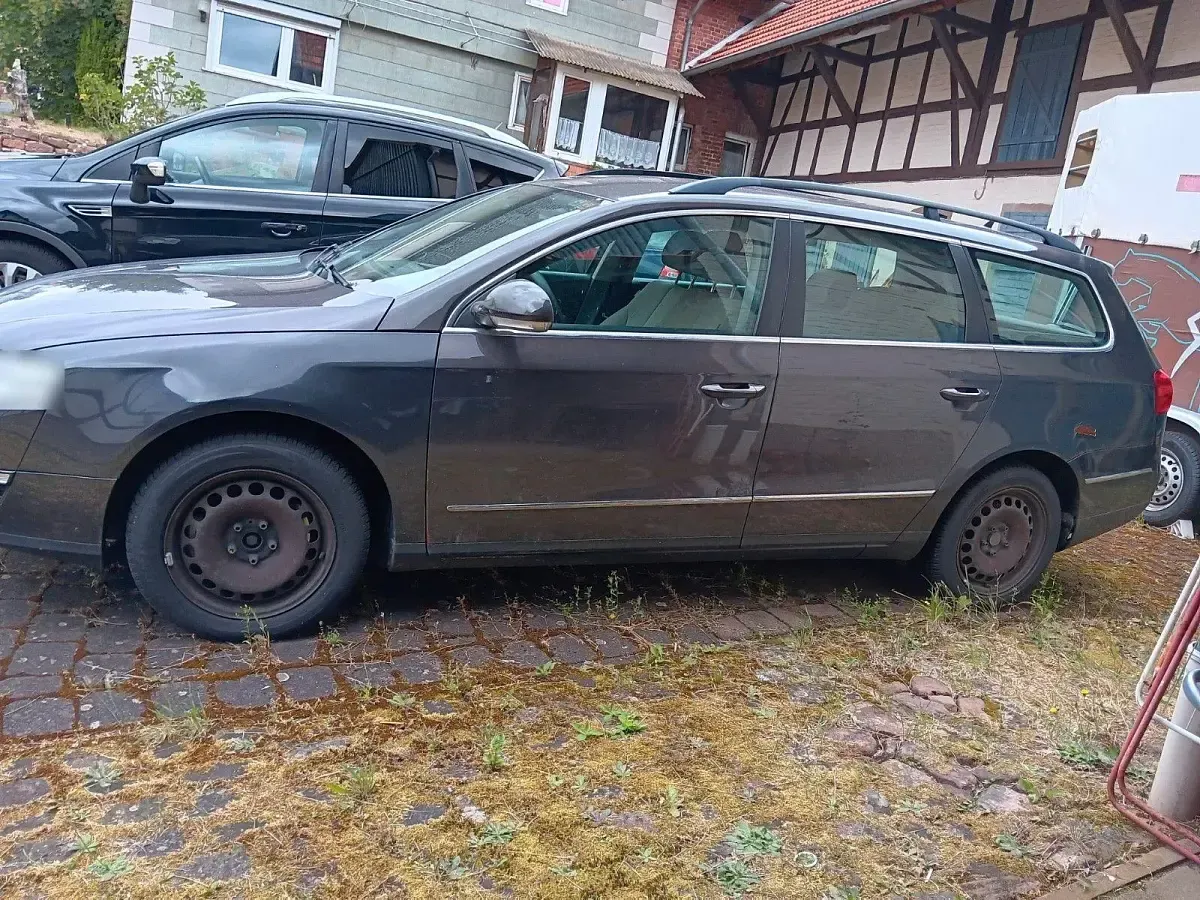 Gebraucht VW Passat 140 PS (102 kW) 2008 Braun Kombi