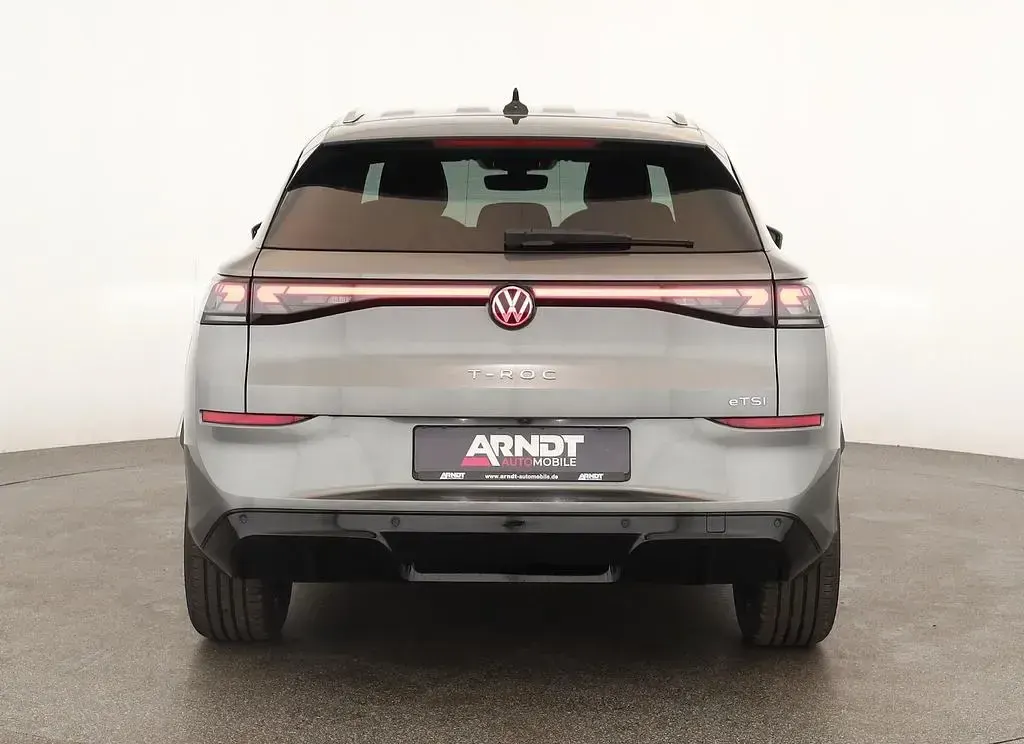 Neu VW T-Roc R-line 150 PS (110 kW) 2026 Wolf grey SUV