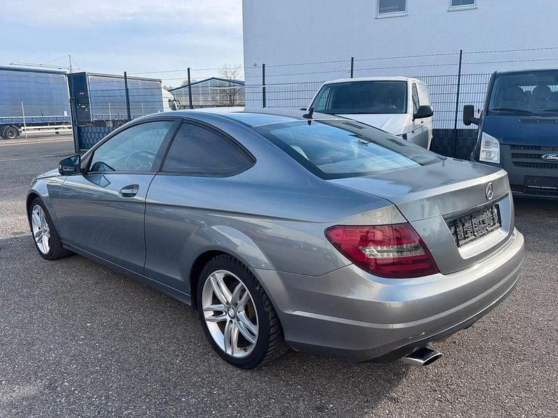 Gebraucht Mercedes C250 204 PS (150 kW) 2014 Silber Coupé