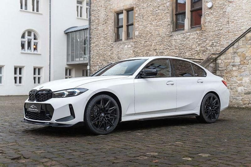 Gebraucht BMW 330 Performance 258 PS (189 kW) 2021 Weiß Limousine