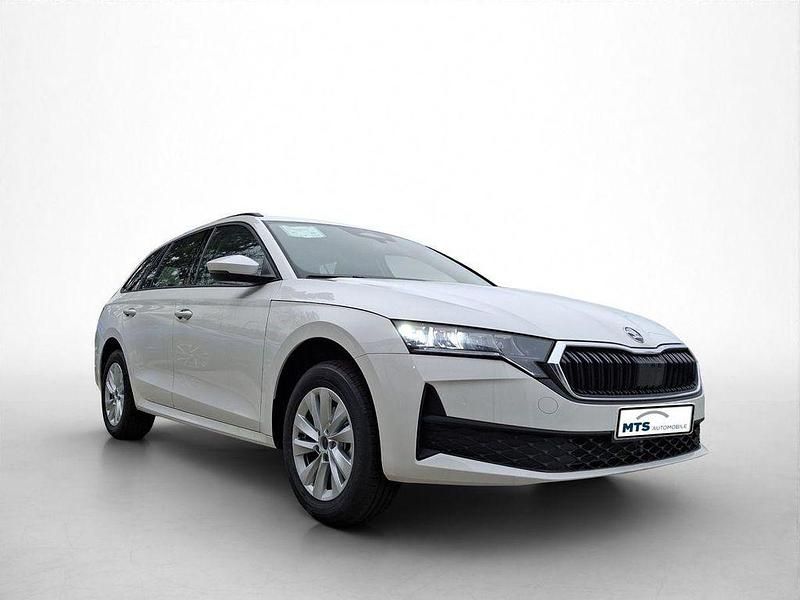 Neu Skoda Octavia Essence 116 PS (85 kW) 2025 Weiß Kombi