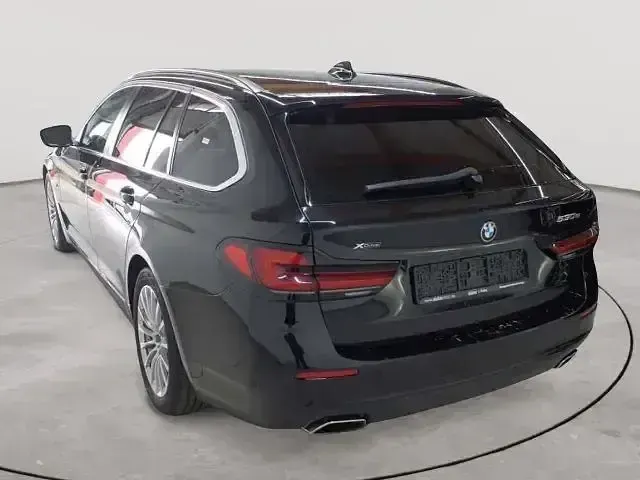 Gebraucht BMW 530e Sport Line 2022 Schwarz Kombi