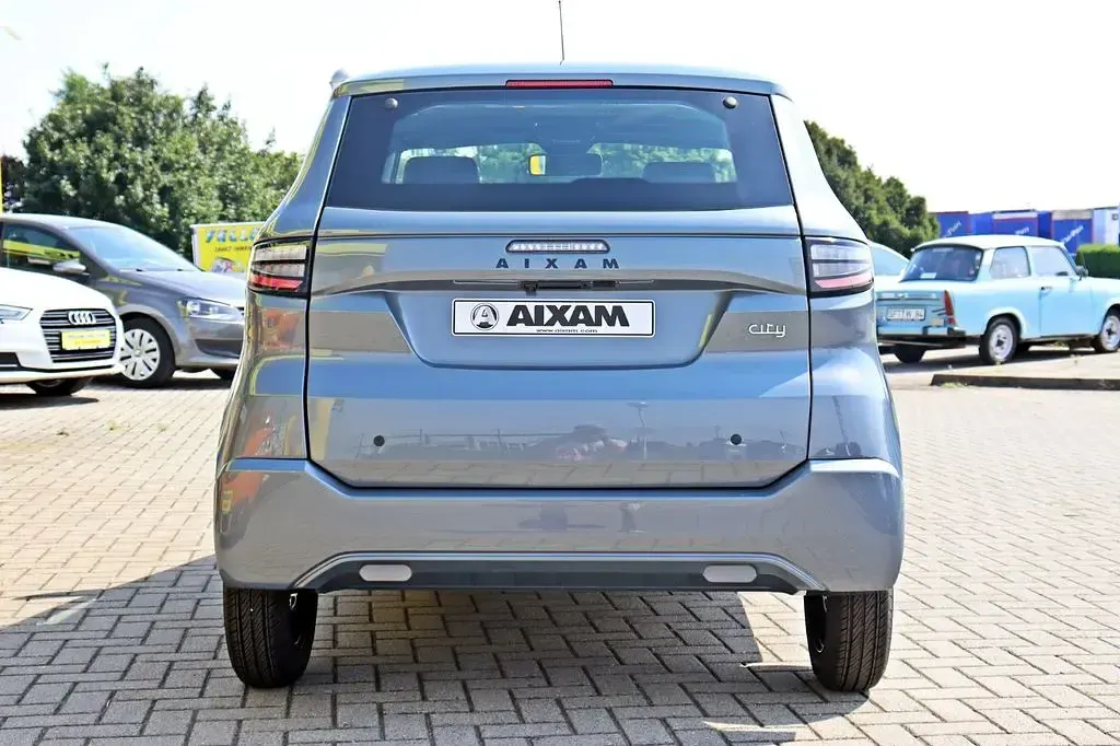 Ny Aixam AMBITION Pack 2026 Grå Hatchback