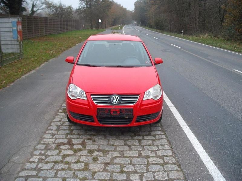 Gebraucht VW Polo Comfortline 80 PS (58 kW) 2007 Rot Limousine