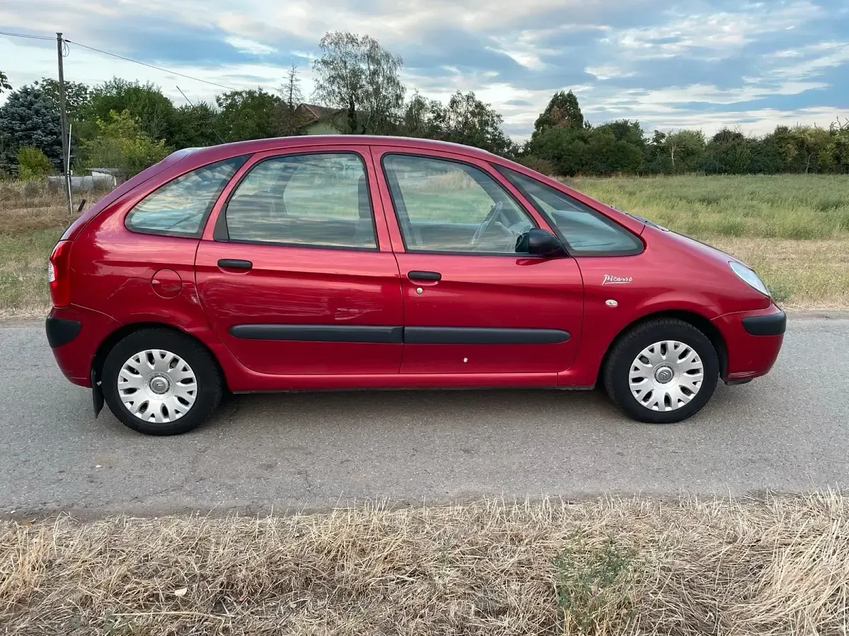 Gebraucht Citroën Xsara Picasso 95 PS (69 kW) 2005 Rot Van / Kleinbus