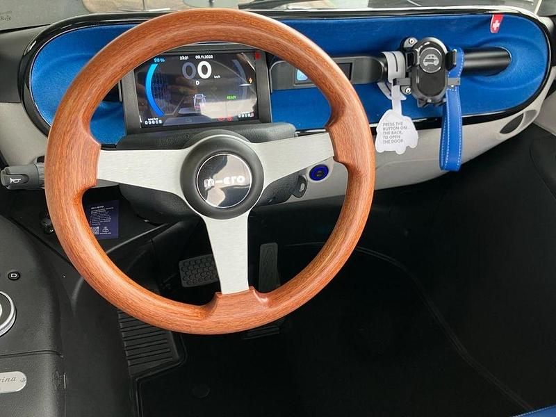 Neu Micro Microlino 13 kW (18 PS) 2025 Blau Kleinwagen