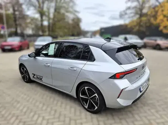 Gebraucht Opel Astra 131 PS (96 kW) 2025 Silber Kleinwagen