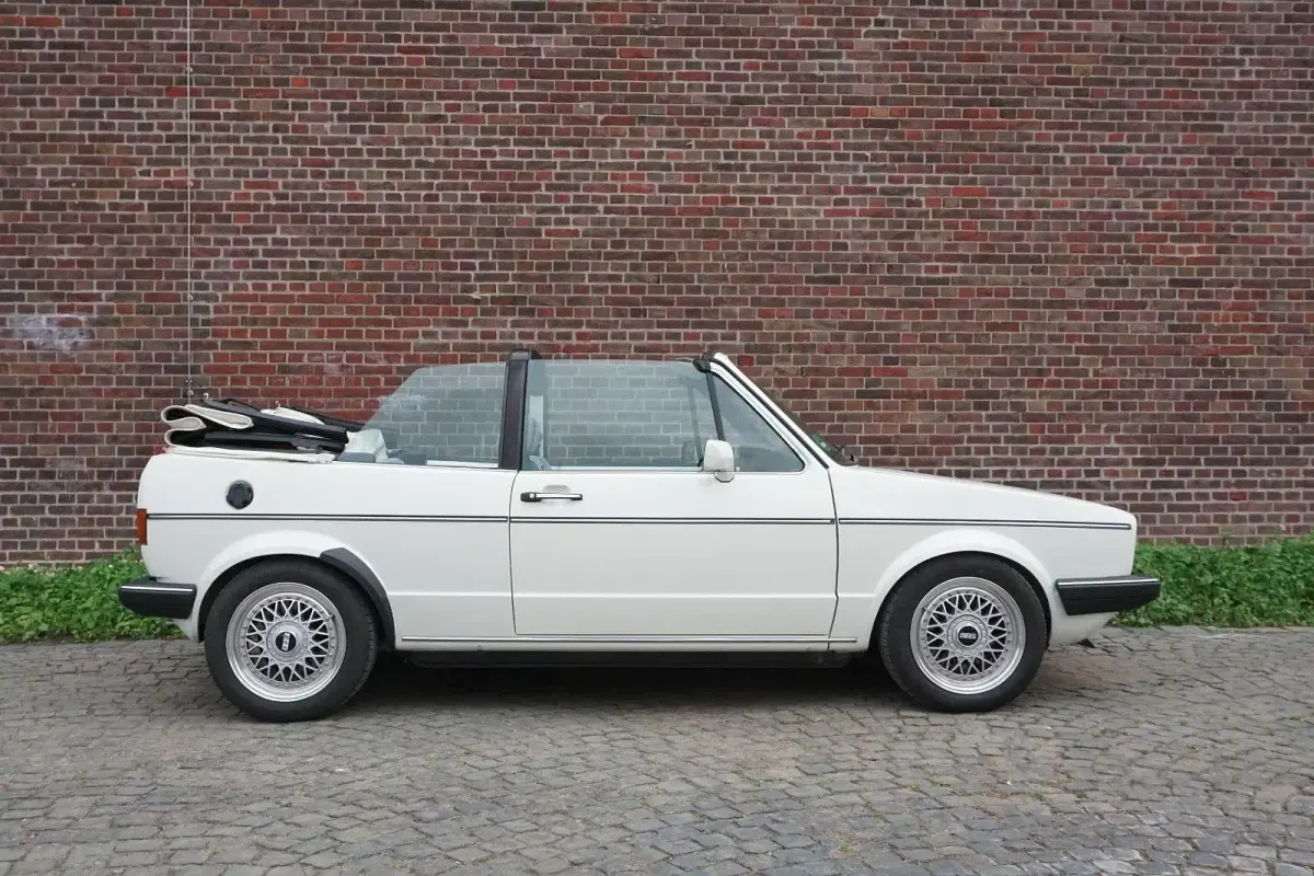 Gebraucht VW Golf Cabriolet 136 PS (100 kW) 1986 Weiß Cabrio