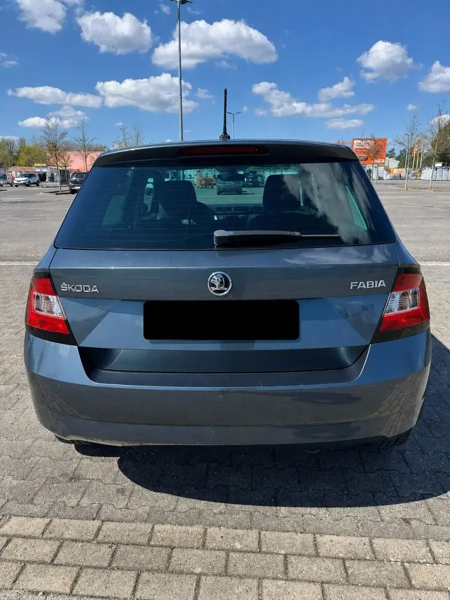 Gebraucht Skoda Fabia 90 PS (66 kW) 2015 Kleinwagen