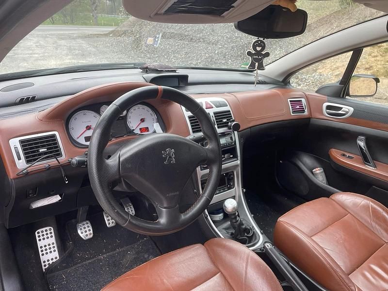 Gebraucht Peugeot 307 CC 130 PS (95 kW) 2004 Braun Cabrio
