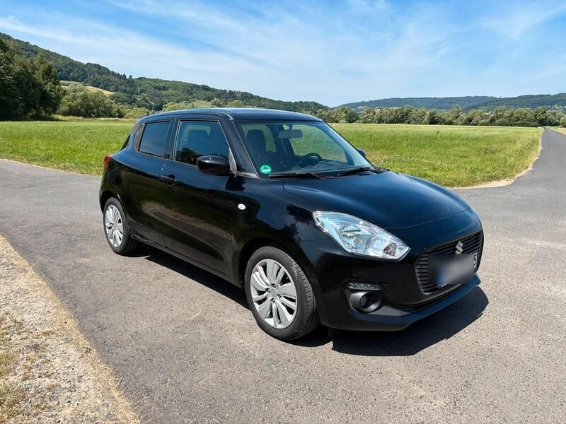 Schwarz Gebraucht 2018 Suzuki Swift Kleinwagen | 6.300 € (Superpreis) - Bild 1/4