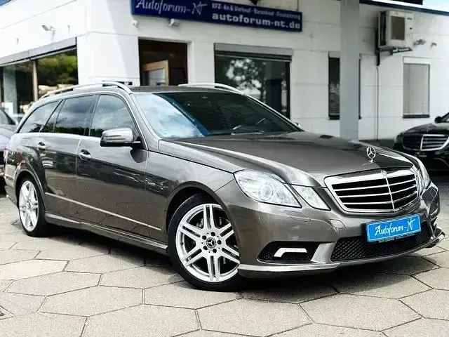 Second-hand Mercedes E250 AMG 204 CP (150 kW) 2010 Berlinǎ