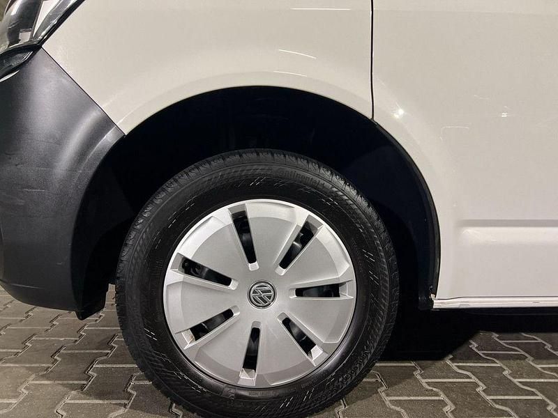Gebraucht VW T6.1 90 PS (66 kW) 2021 Candyweiß Van