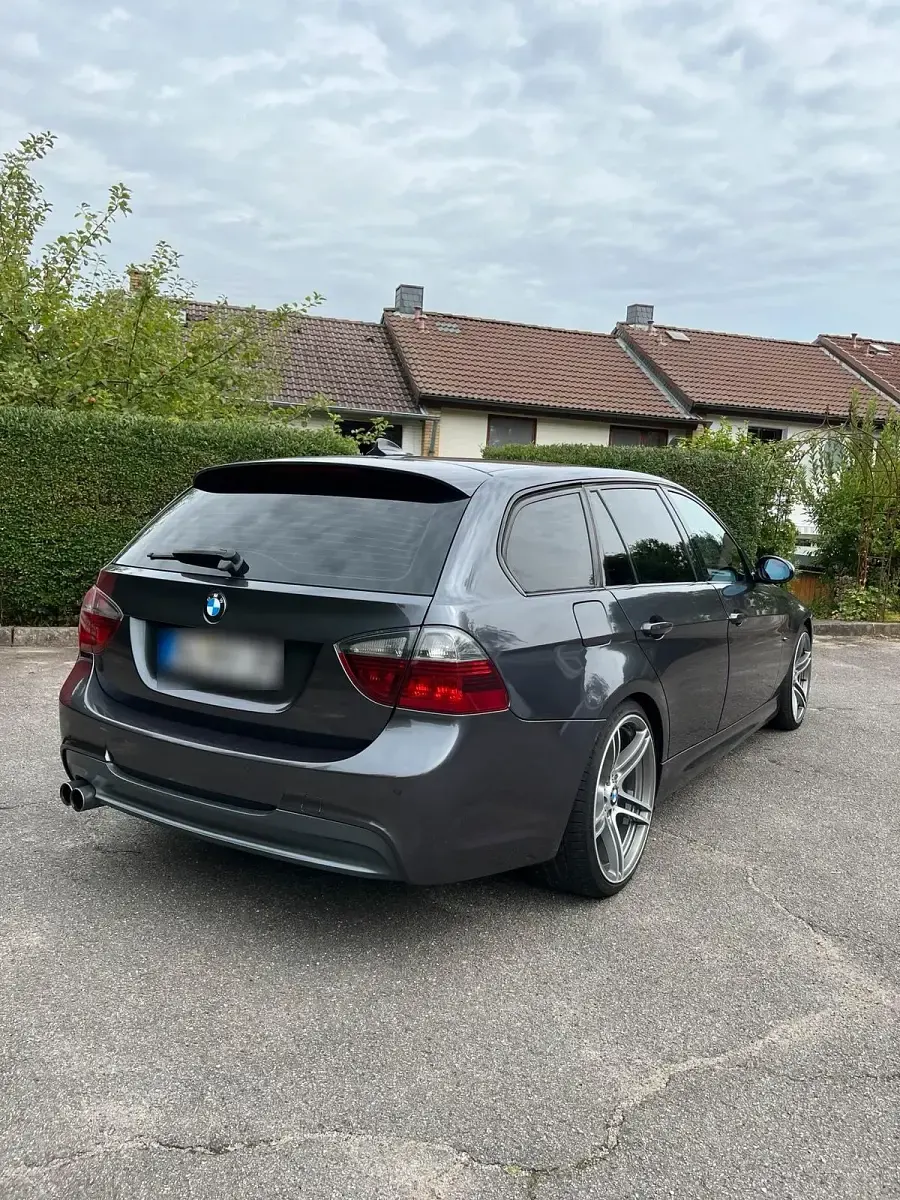 Gebraucht BMW 330 Shadowline 231 PS (169 kW) 2006 Kombi