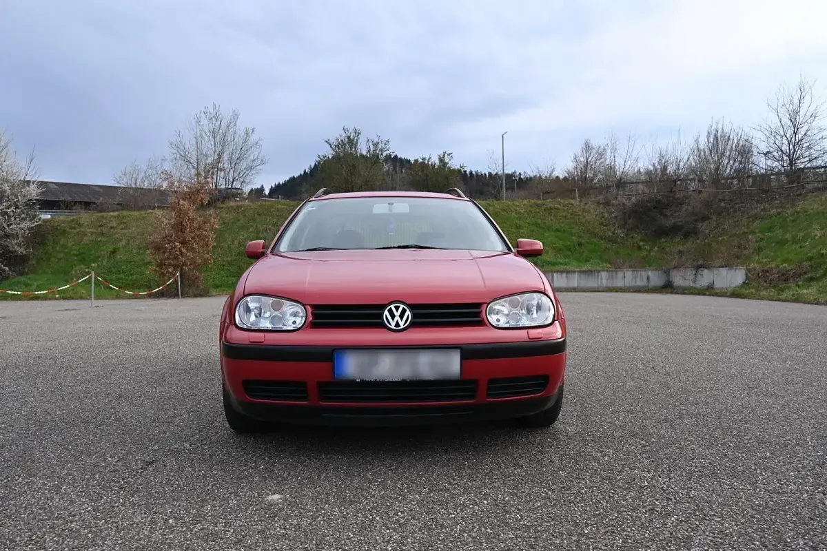 Gebraucht VW Golf IV 105 PS (77 kW) 2001 Rot Kombi
