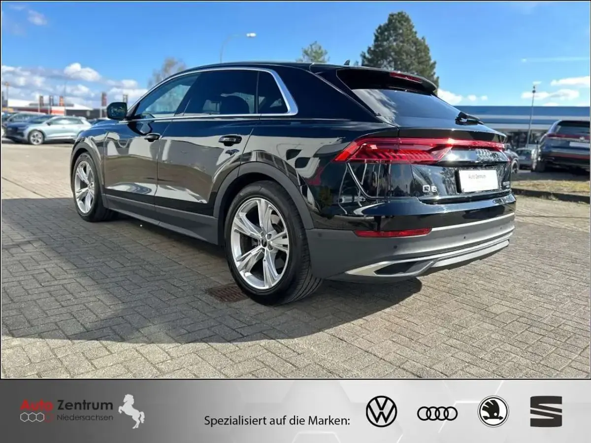 Gebraucht Audi Q8 Sport 340 PS (250 kW) 2023 Schwarz SUV