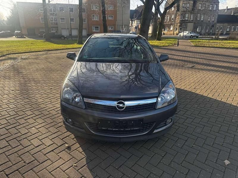 Gebraucht Opel Astra 90 PS (66 kW) 2009 Karbongrau Kleinwagen