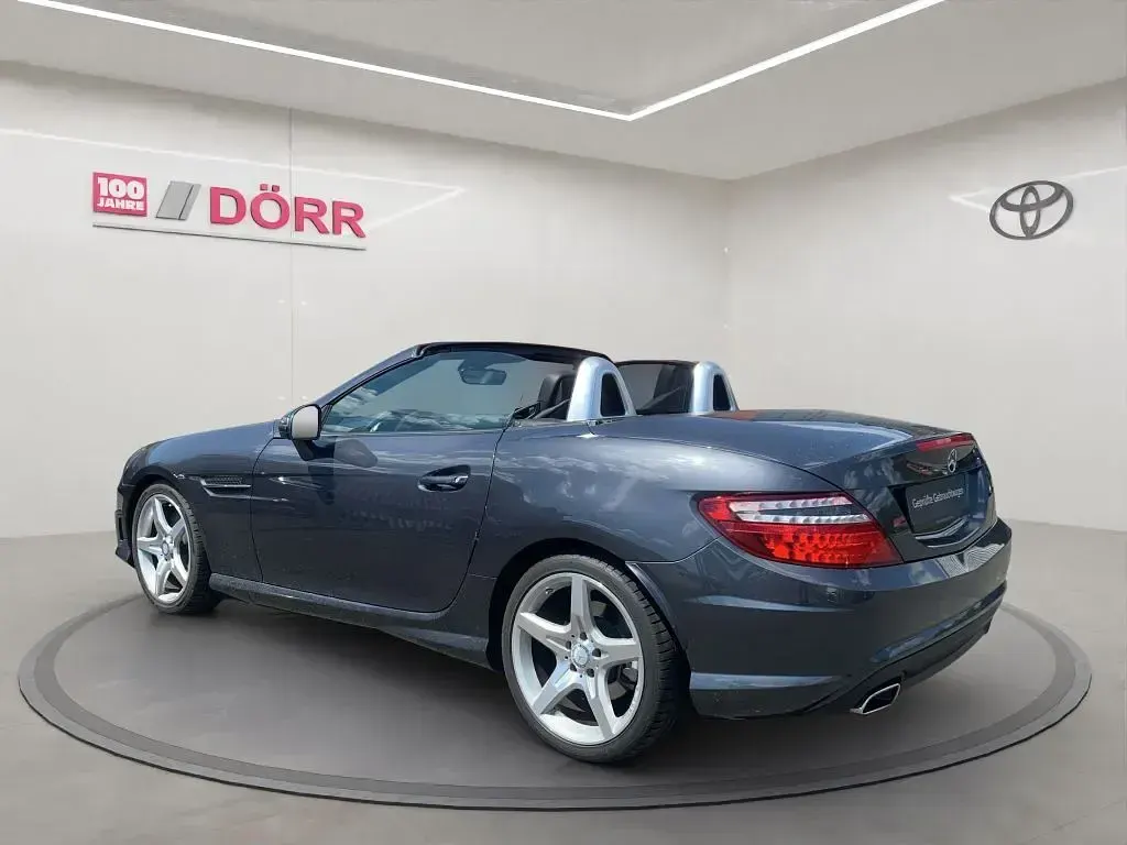 Gebraucht Mercedes SLK200 AMG 184 PS (135 kW) 2012 Tenorit grey  metallic paint Cabrio