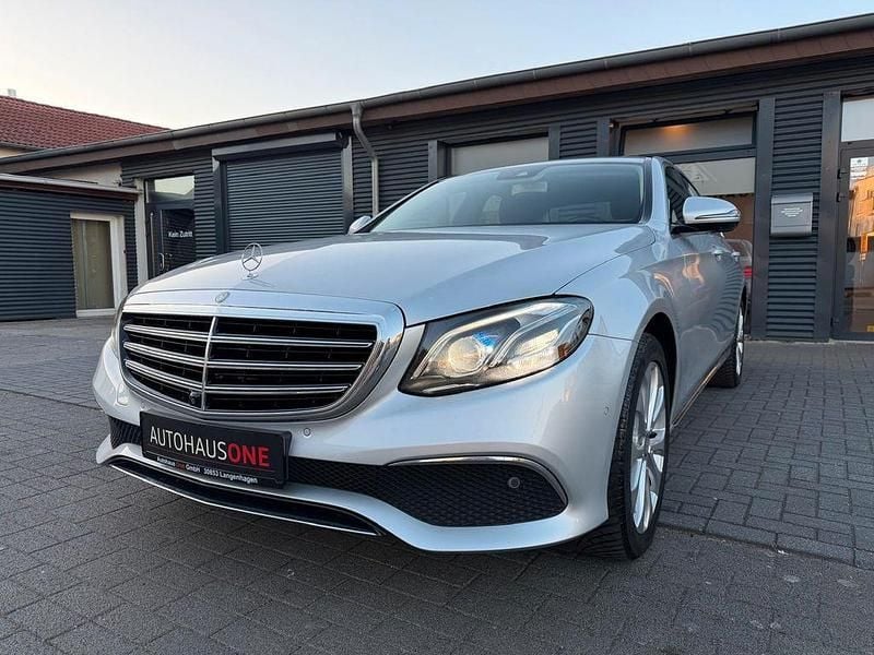Gebraucht Mercedes E220 Exclusive 194 PS (142 kW) 2016 Silber Limousine