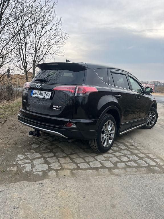 Gebraucht Toyota RAV4 Executive 197 PS (144 kW) 2017 SUV