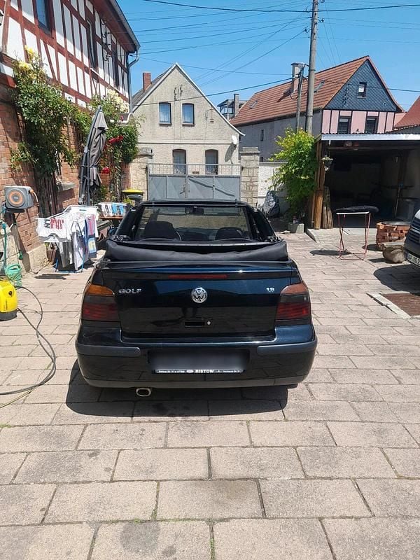 Gebraucht VW Golf Cabriolet 75 PS (55 kW) 1998 Schwarz Cabrio